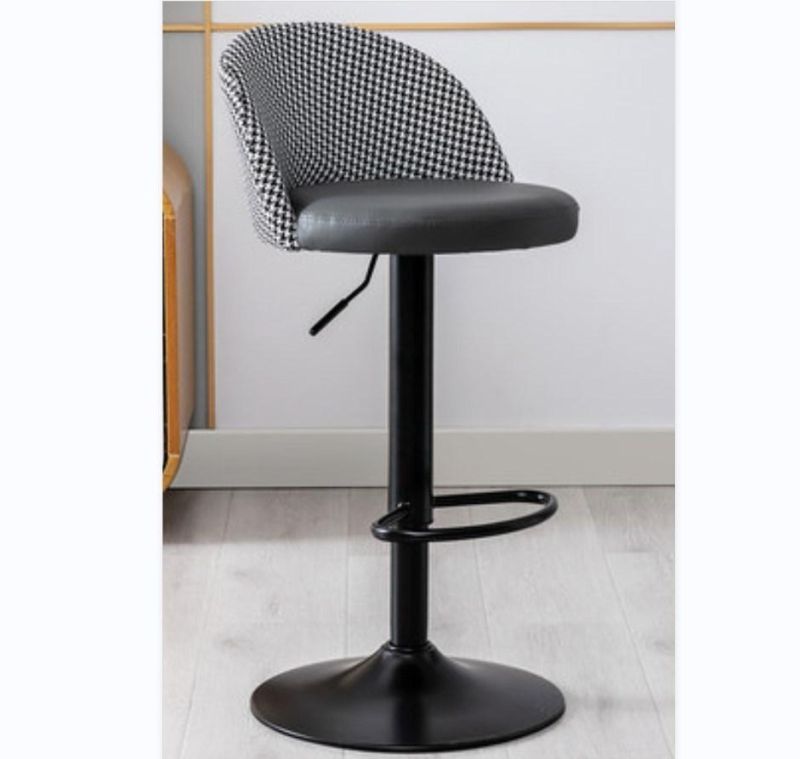 Black Painted Base Leisure Bar Stool Leather High Back Bar Chair