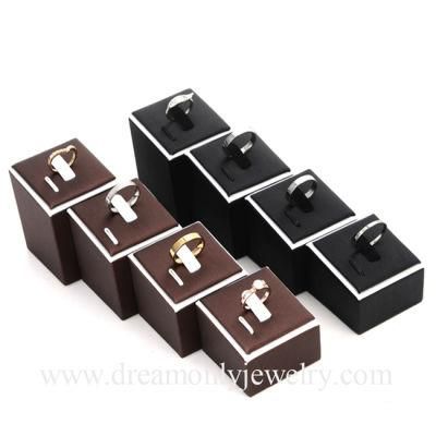 Custom Factory Jewellery Display Set Earring Organizer with Tray Gray PU Leather Finger Ring Display Stand