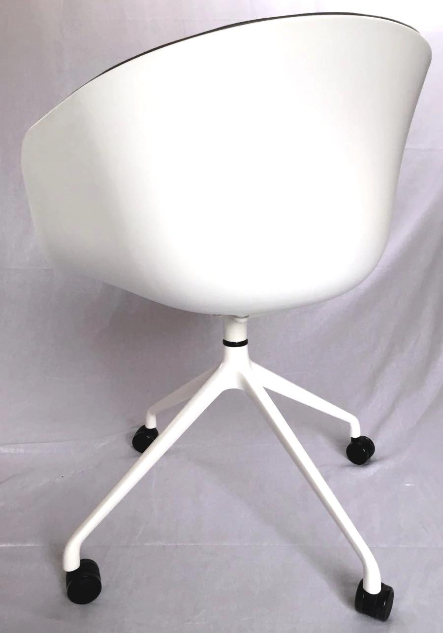 Plastic Swivel Restaurant Office Chair with Aluminum Base