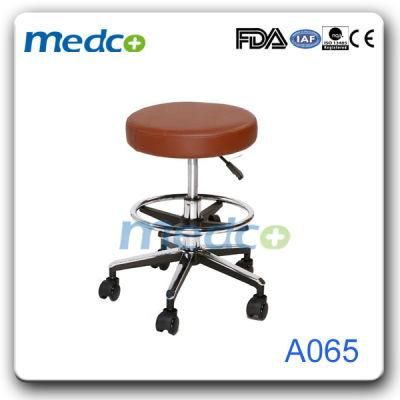 CE ISO PU Leather Seater Hospital Furntiure Dentist Stool Chair