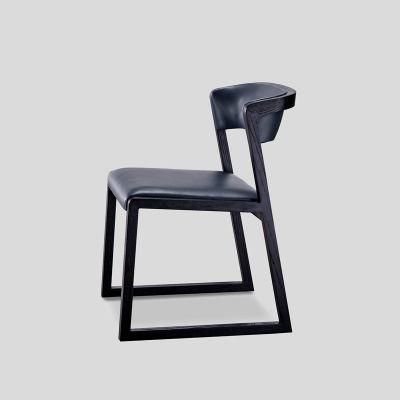China Wholesale Modern Diningroom Furniture Solid Wood Frame with Genuine Leather Upholstered Dining Chair