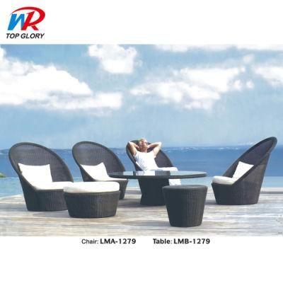 Foshan Factory Outdoor Furniture PE Rattan Table and Chair Garden Sets