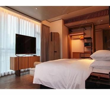 Customized Luxury Laminated Standard Hotel King Bedroom Furniture for Hotel