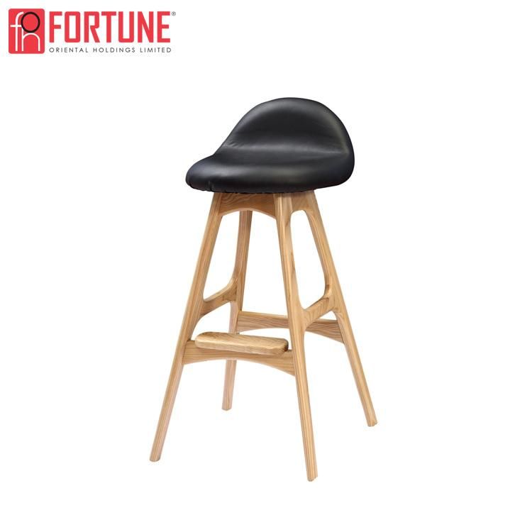 Wholesale Solid Wood Frame Leather Seat Bar Stool Chair (FOH-BCA72)