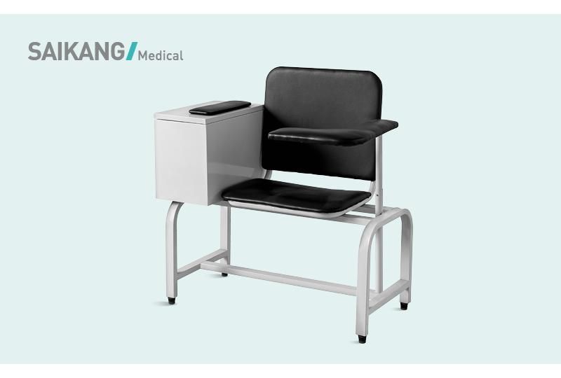 Ske090 Durable Stainless Steel Hospital Chair with Cabinet PU Leather Surfac Medical Blood Donation Chair