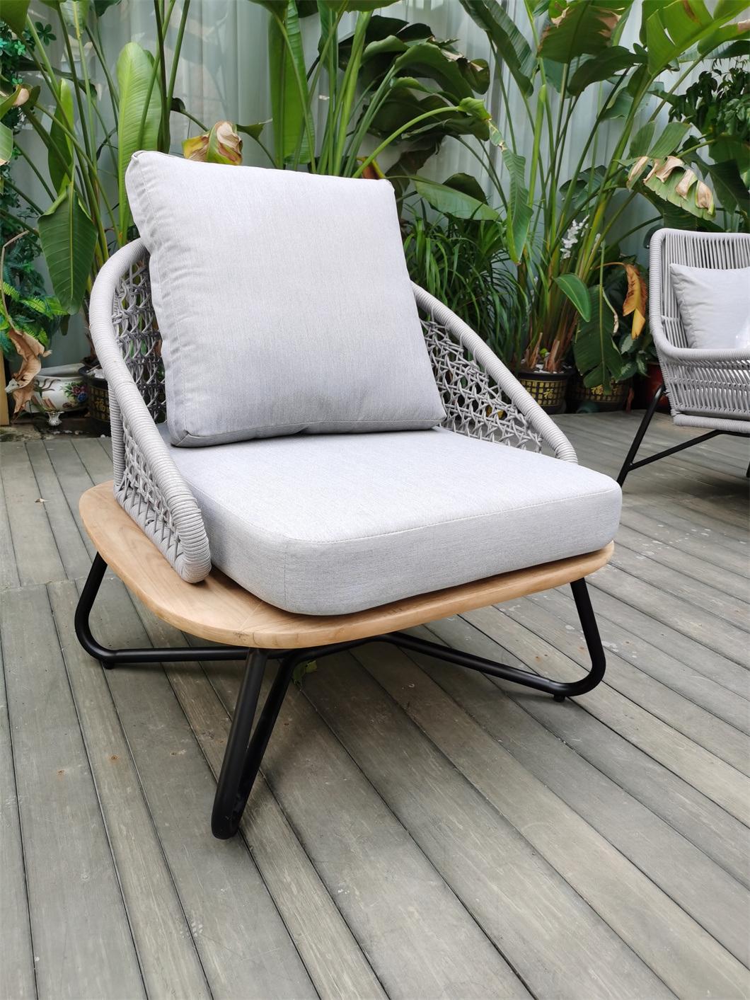 Modern Style Wooden Outdoor Garden Patio Outdoor Rattan Furniture Chair