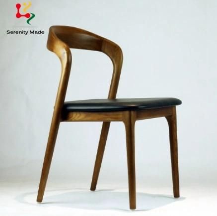 Hot Sale Simple Natural Wood Frame Commercial Restaurant Hotel Solid Wood Frame Leather Seat Indoor Dining Chair