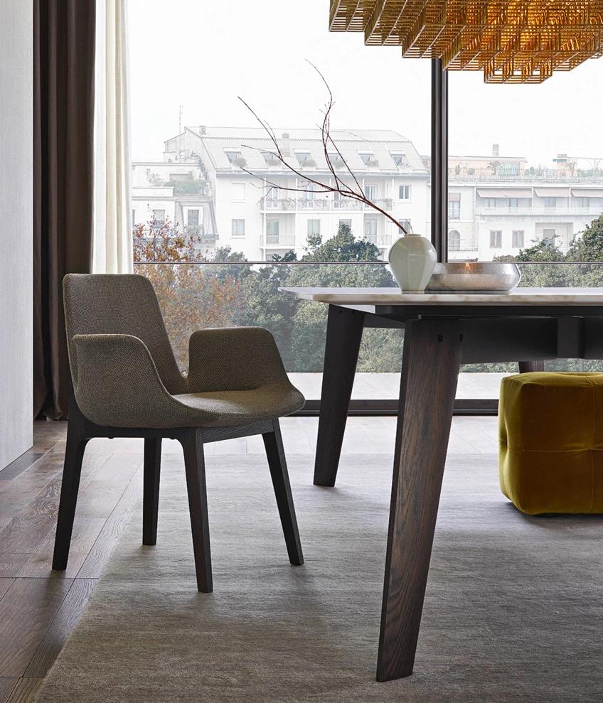 Ventura, Chairs, Metal Base, Latest Italian Design Chair, Home Furniture Set and Hotel Furniture Custom-Made