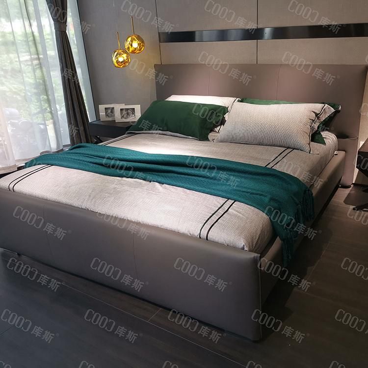 1902 Minimalist Style Grey King Size Leather Bed