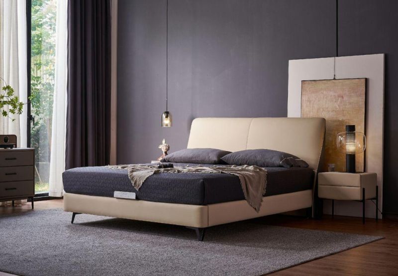 Hot Selling Bedroom Furniture Wall Bed King Bed Leather Bed with Metal Leg a-Mf002