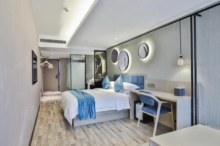 Modern Blue Color MDF with Veneer Hotel Standard Bedroom Furniture