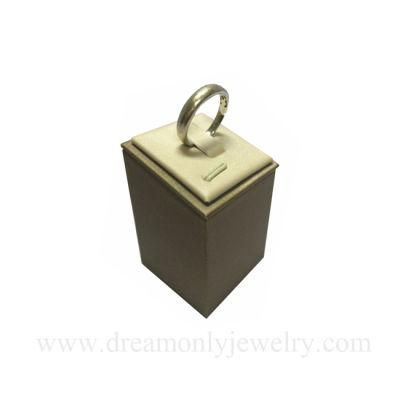 High Quality Custom Ring Stand Leather Luxury Jewelry Display Stand