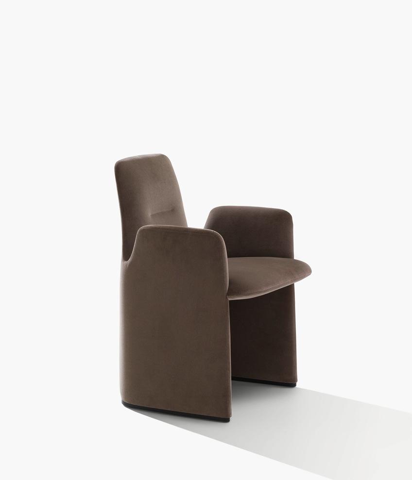 Guest Arm Chairs, Latest Italian Design Chair, Home Furniture Set and Hotel Furniture Custom-Made