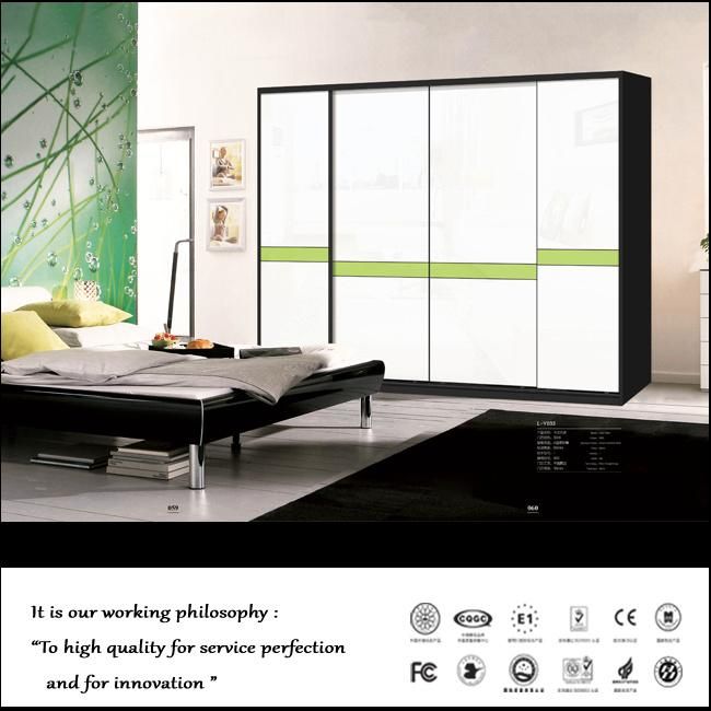 Tempered High Glossy UV Sliding Door Wardrobe