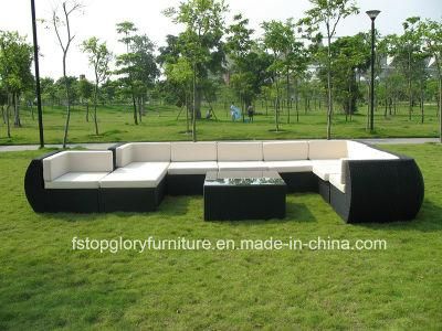 2017 New Arrival PE Rattan Outdoor Sofa and Table Set Wicker Furniture