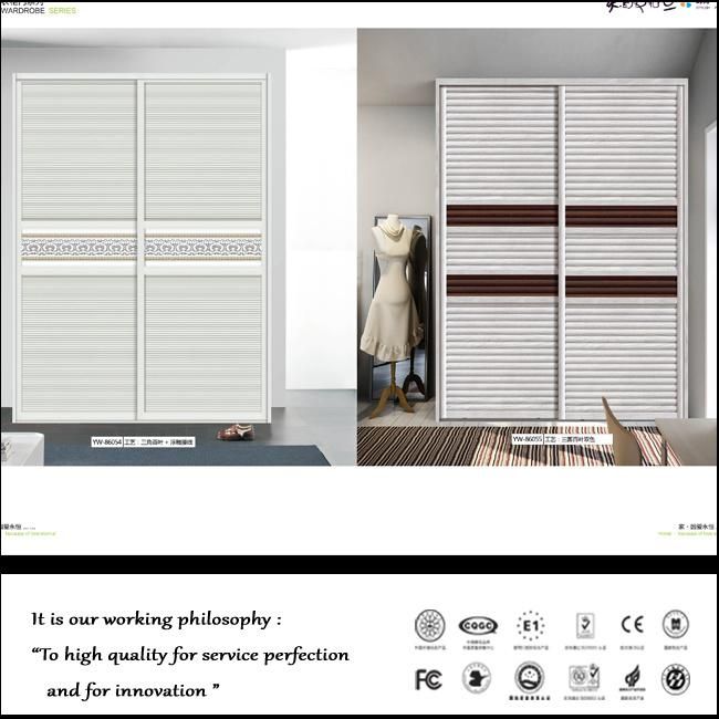 Modern PVC Sliding Door Bedroom Wardrobe with Carving