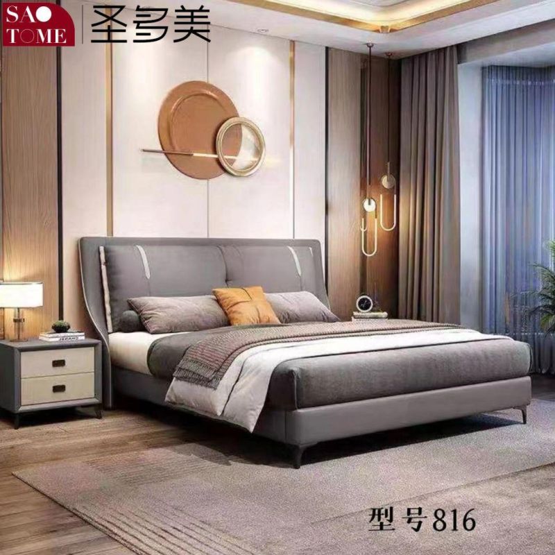 Hotel Bedroom Furniture Kaki Color Leather Solid Wood Frame Double Bed