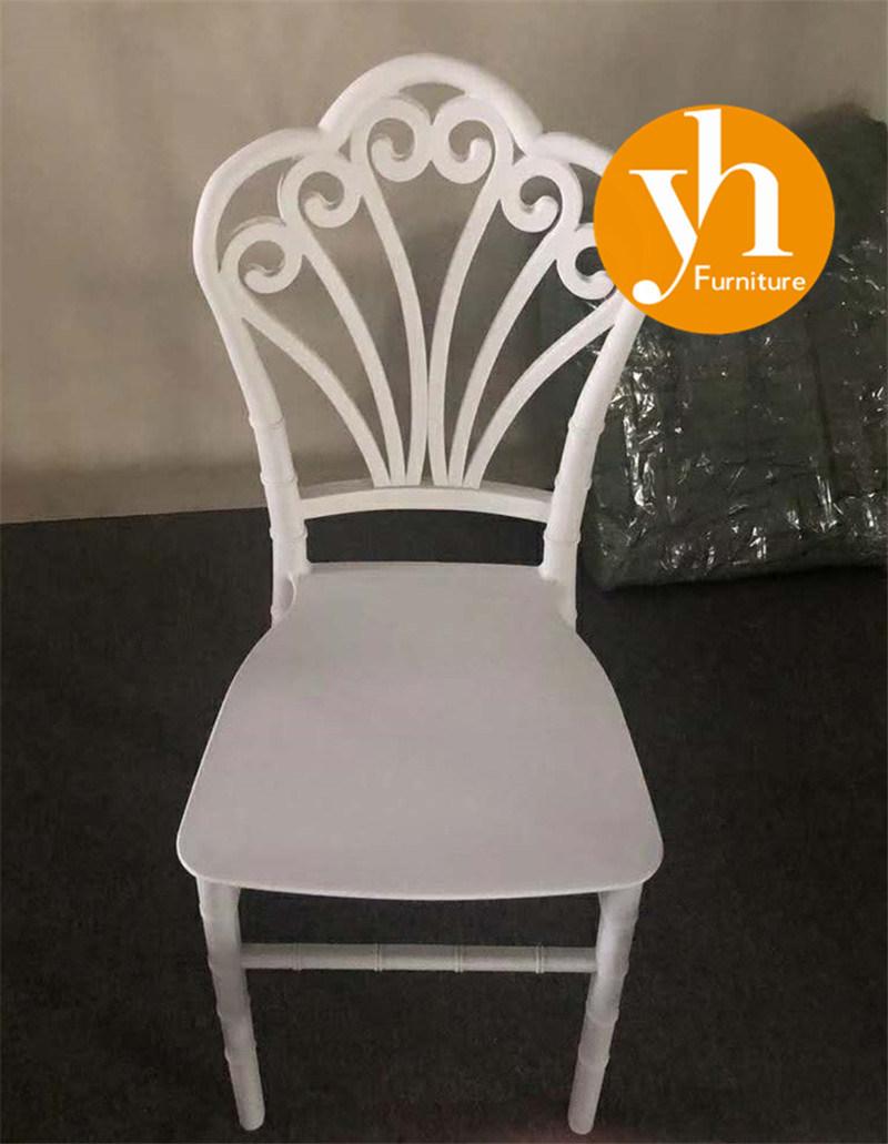 Seat Cushioned Transparent Clear Acrylic Resin Dining Chair for Wedding Event Furniture