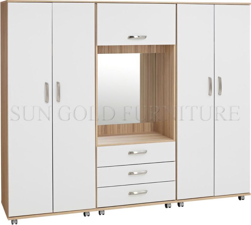 Bedroom Furniture Wardrobe in Beautiful White Gloss Lacquer (SZ-WD061)