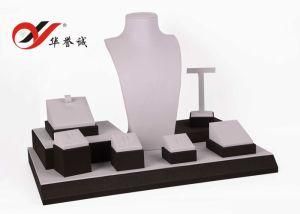 Custom Brown/ PU Leather &amp; MDF Jewellery Display Sets Luxury Jewelry Display Stand